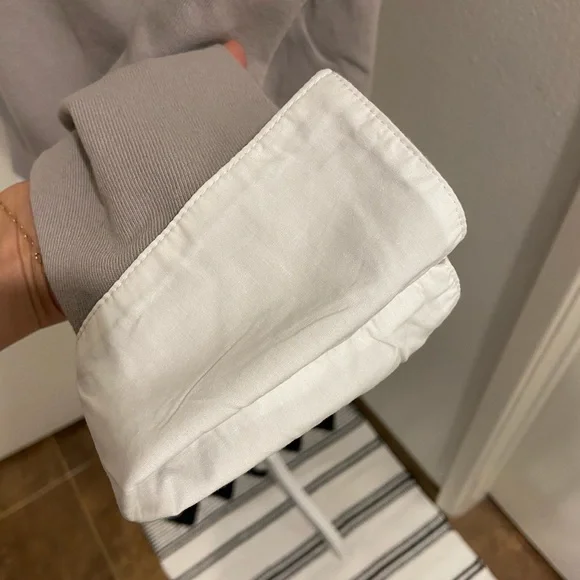 Anthropologie Eri + Ali Layered Poplin Sweatshirt - Picture 4 of 6